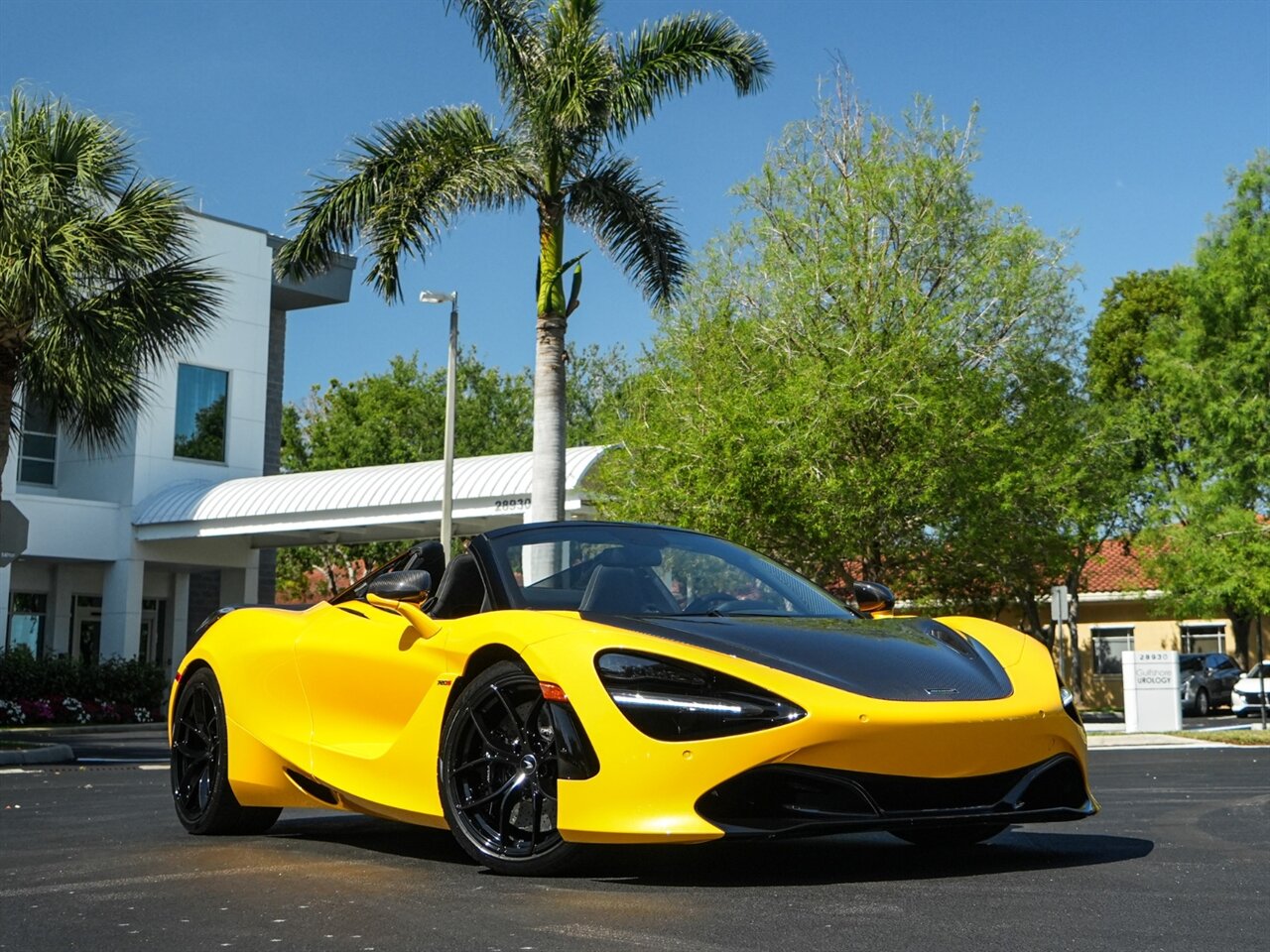 2020 McLaren 720S Spider Performance   - Photo 71 - Bonita Springs, FL 34134