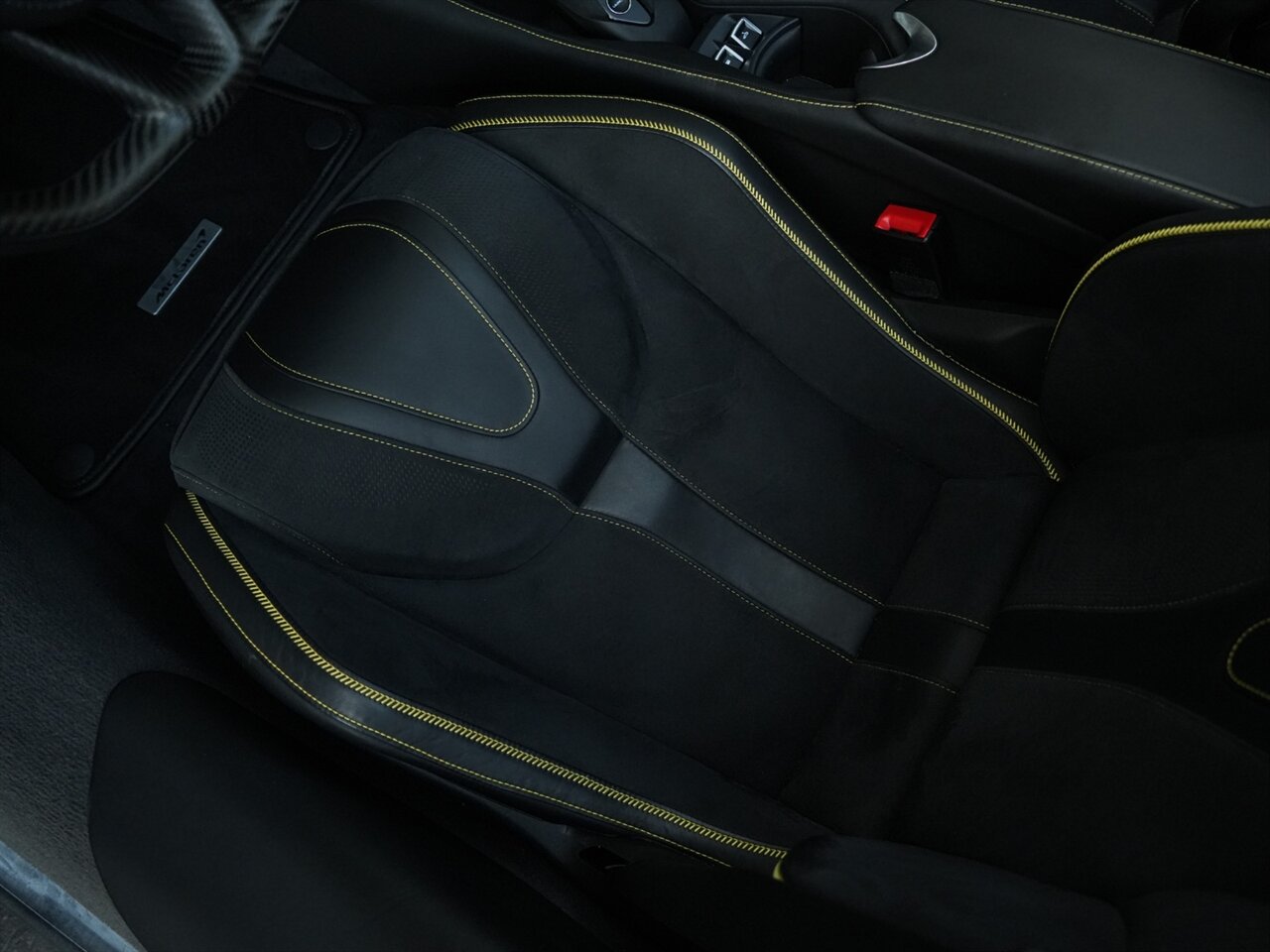 2020 McLaren 720S Spider Performance   - Photo 26 - Bonita Springs, FL 34134