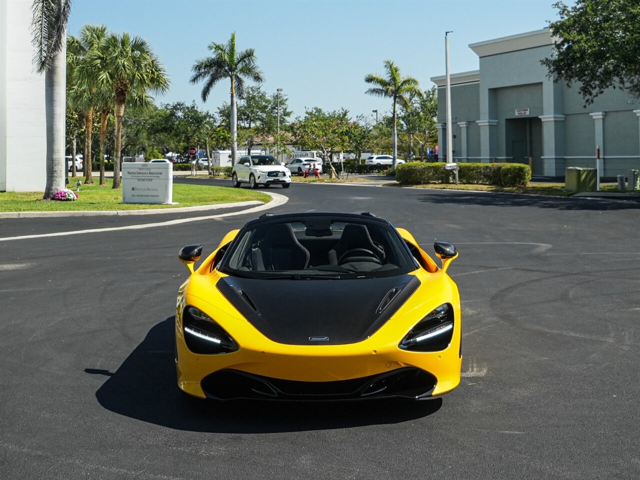 2020 McLaren 720S Spider Performance   - Photo 7 - Bonita Springs, FL 34134