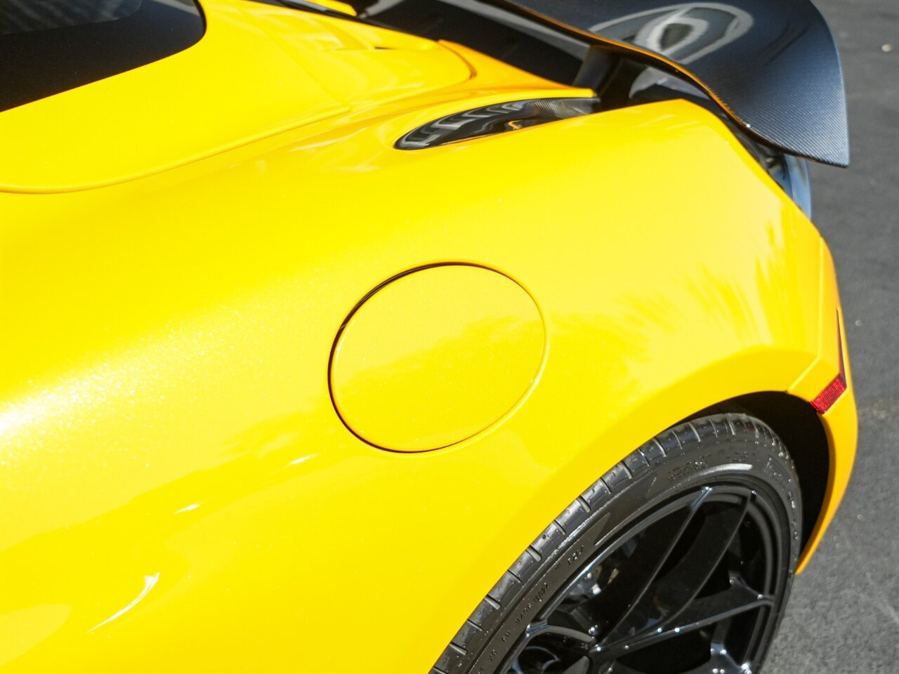 2020 McLaren 720S Spider Performance   - Photo 40 - Bonita Springs, FL 34134