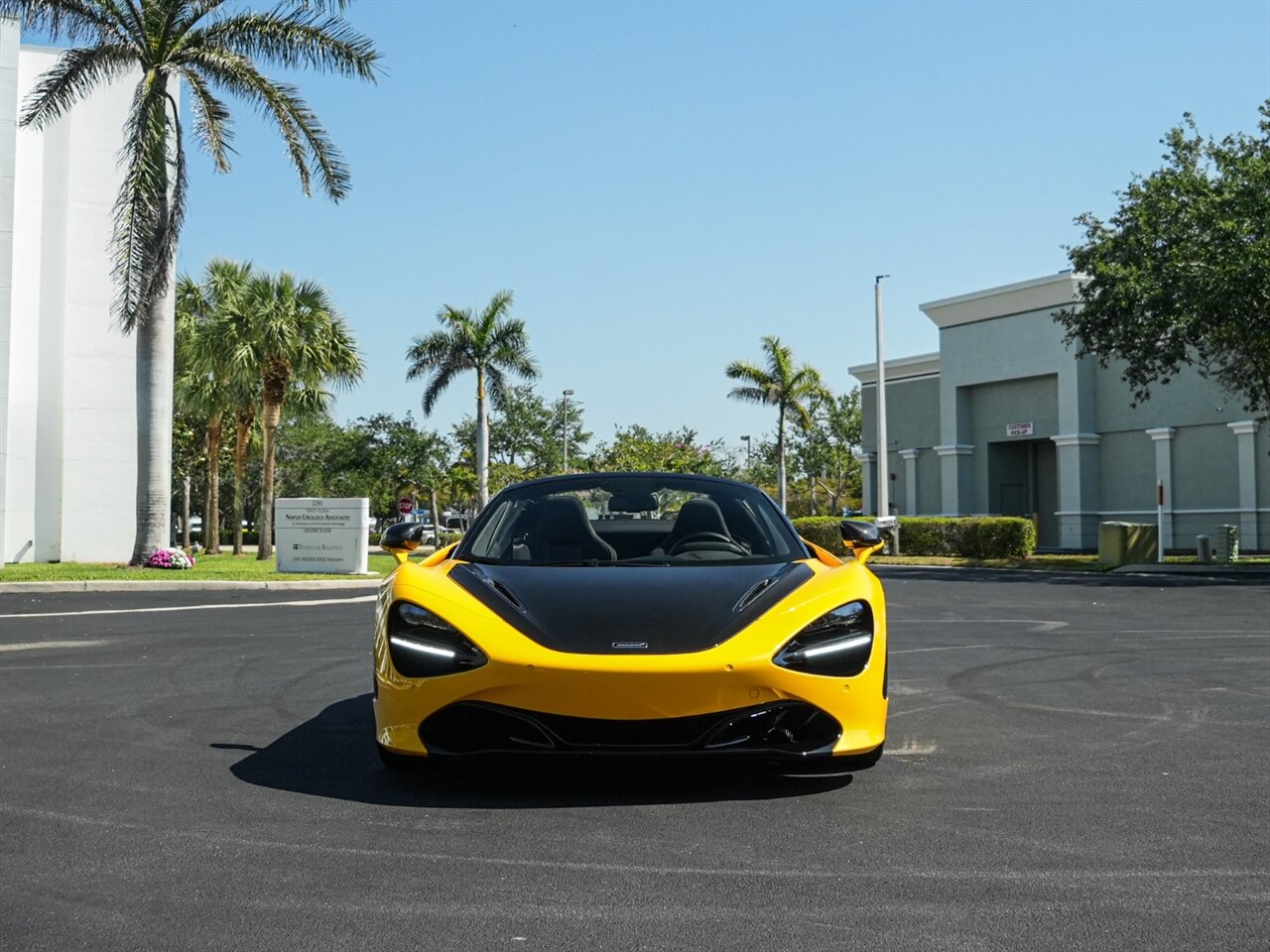 2020 McLaren 720S Spider Performance   - Photo 9 - Bonita Springs, FL 34134