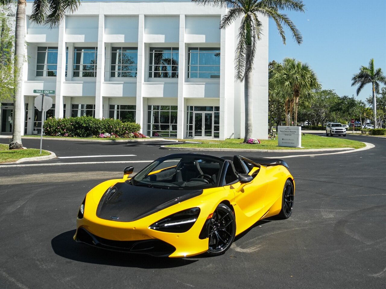 2020 McLaren 720S Spider Performance   - Photo 13 - Bonita Springs, FL 34134