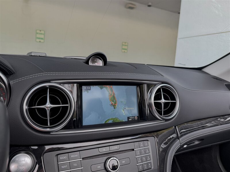 2019 Mercedes-Benz SL 550 - Photo 16 - Bonita Springs, FL 34134