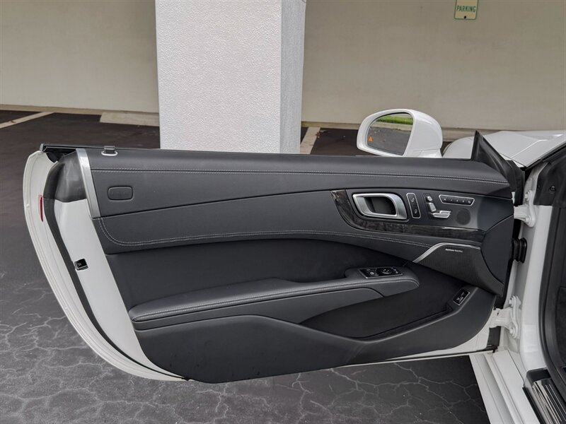 2019 Mercedes-Benz SL 550 - Photo 24 - Bonita Springs, FL 34134