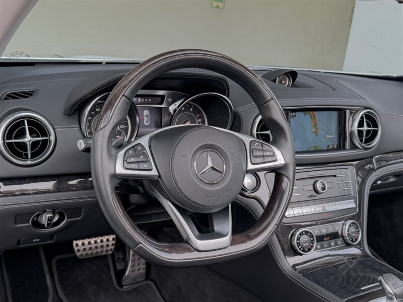 2019 Mercedes-Benz SL 550 - Photo 12 - Bonita Springs, FL 34134