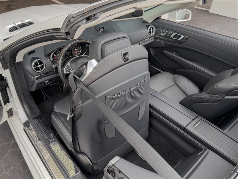 2019 Mercedes-Benz SL 550 - Photo 23 - Bonita Springs, FL 34134