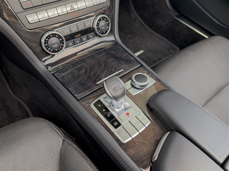 2019 Mercedes-Benz SL 550 - Photo 18 - Bonita Springs, FL 34134