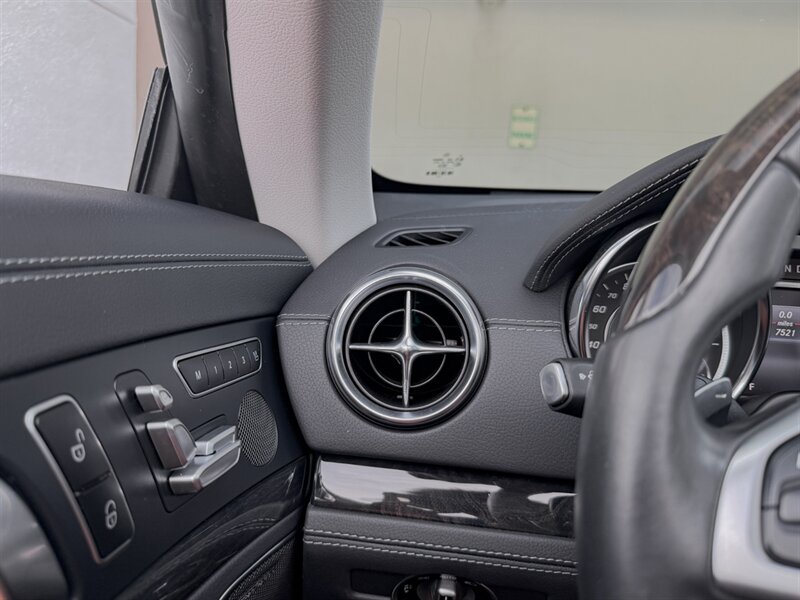 2019 Mercedes-Benz SL 550 - Photo 19 - Bonita Springs, FL 34134