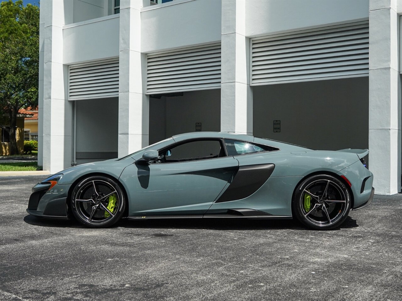 2016 McLaren 675LT   - Photo 36 - Bonita Springs, FL 34134