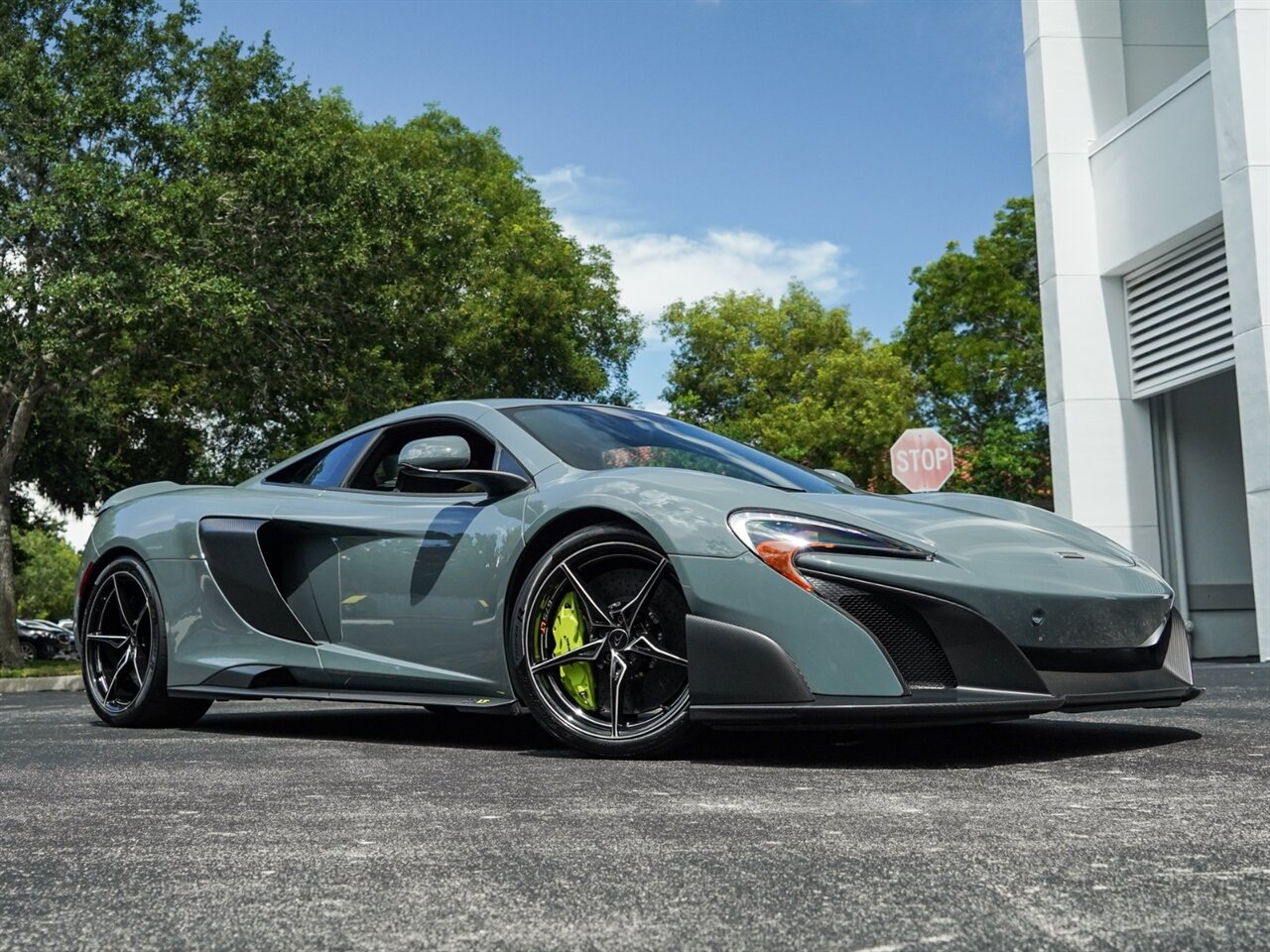 2016 McLaren 675LT   - Photo 64 - Bonita Springs, FL 34134