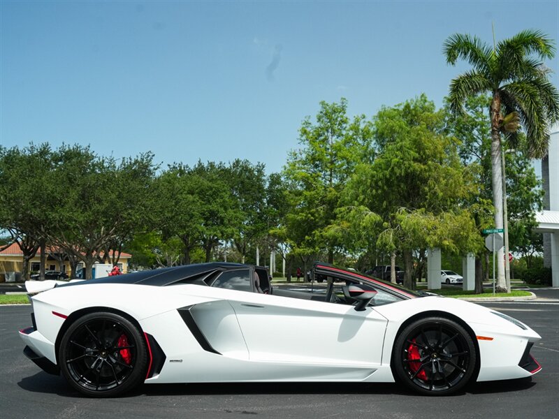 2016 Lamborghini Aventador LP 700-4   - Photo 65 - Bonita Springs, FL 34134