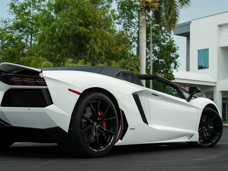 2016 Lamborghini Aventador LP 700-4   - Photo 62 - Bonita Springs, FL 34134