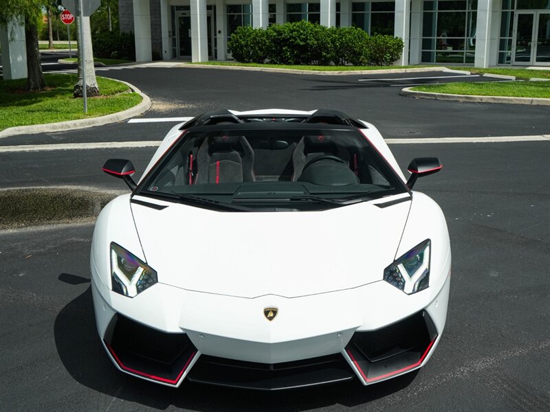 2016 Lamborghini Aventador LP 700-4   - Photo 6 - Bonita Springs, FL 34134