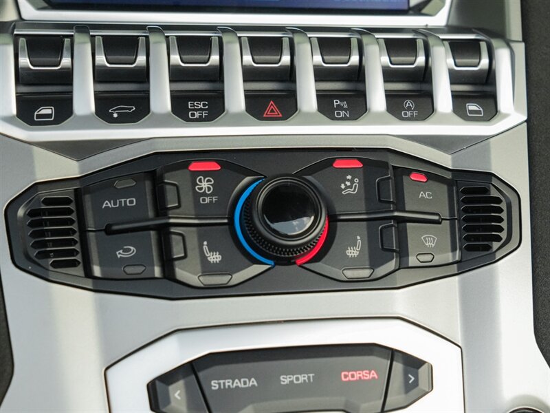 2016 Lamborghini Aventador LP 700-4   - Photo 19 - Bonita Springs, FL 34134