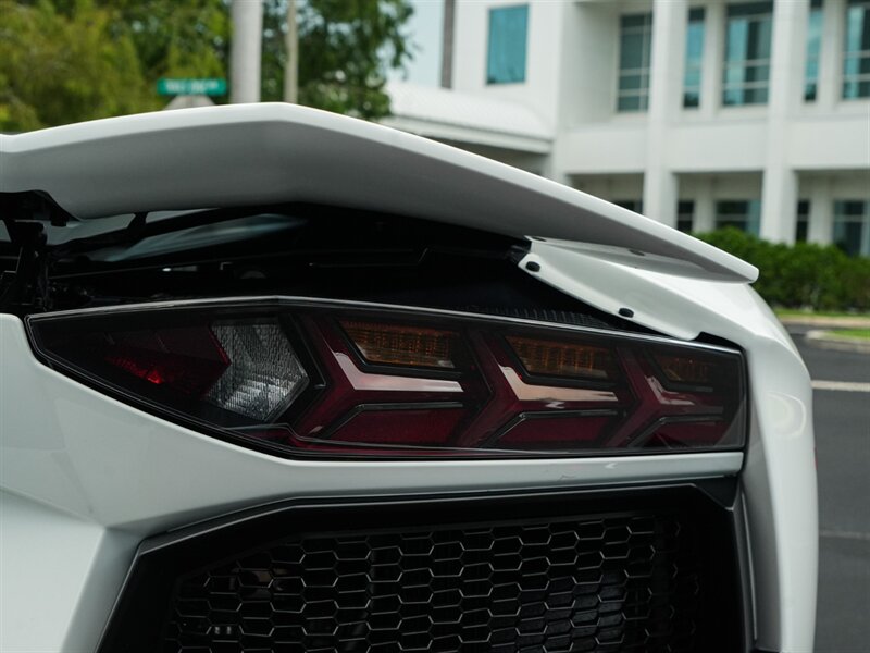 2016 Lamborghini Aventador LP 700-4   - Photo 58 - Bonita Springs, FL 34134