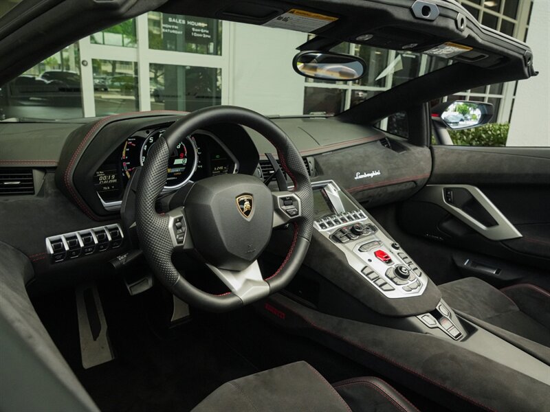 2016 Lamborghini Aventador LP 700-4   - Photo 2 - Bonita Springs, FL 34134