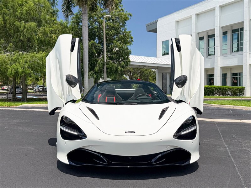 2021 McLaren 720S Spider Performance - Photo 8 - Bonita Springs, FL 34134