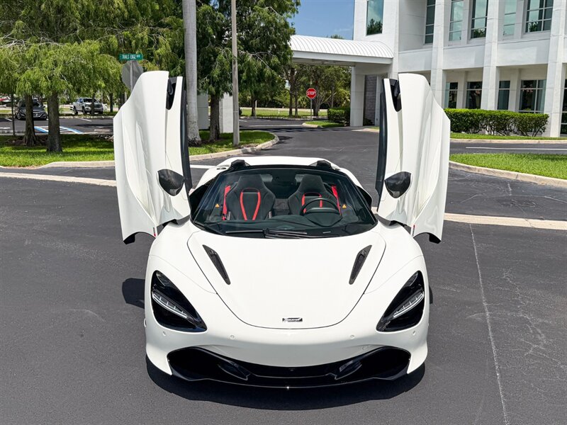 2021 McLaren 720S Spider Performance - Photo 5 - Bonita Springs, FL 34134