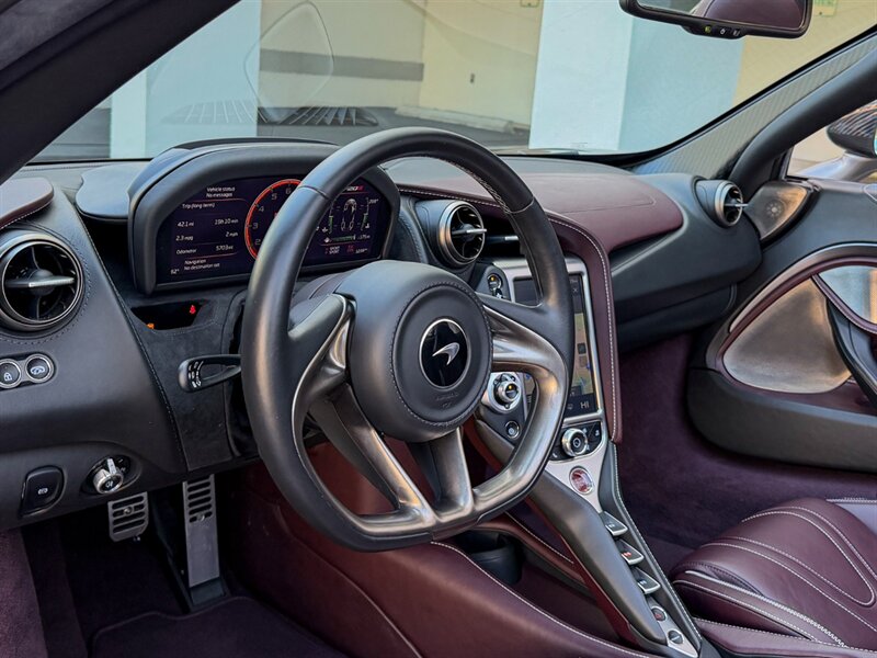 2020 McLaren 720S Spider Performance - Photo 17 - Bonita Springs, FL 34134