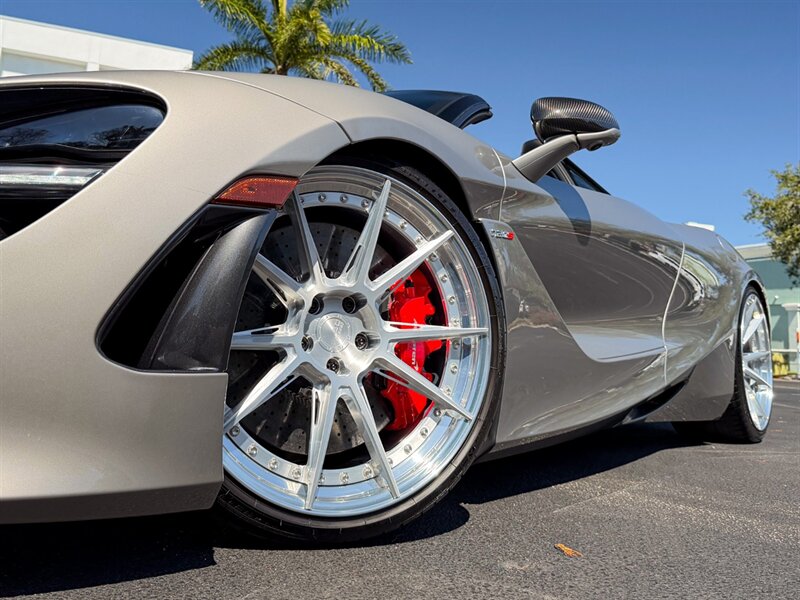 2020 McLaren 720S Spider Performance - Photo 16 - Bonita Springs, FL 34134