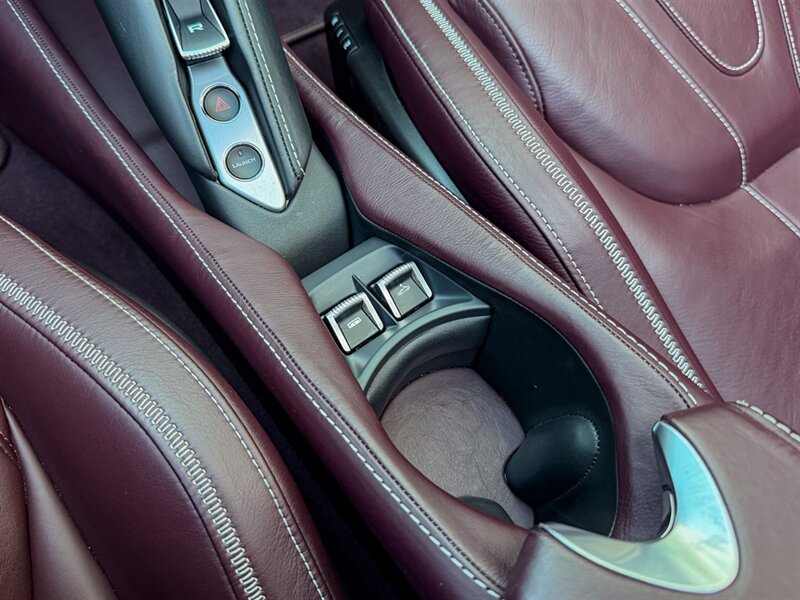 2020 McLaren 720S Spider Performance - Photo 24 - Bonita Springs, FL 34134