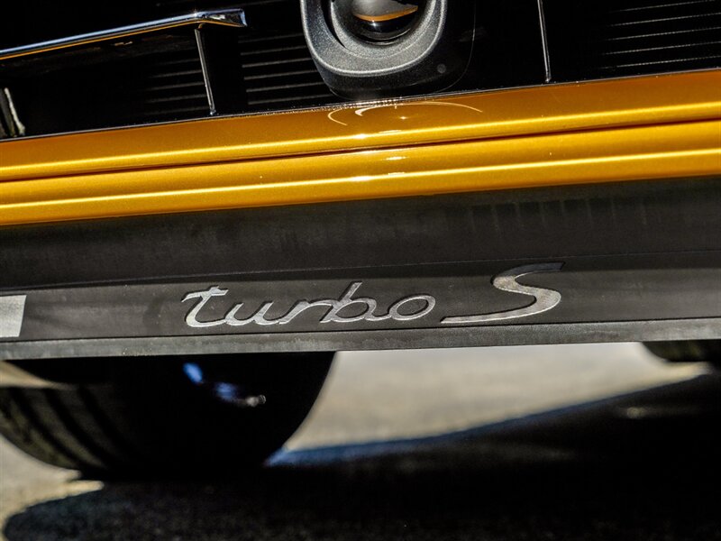 2019 Porsche 911 Turbo S Exclusive - Photo 11 - Bonita Springs, FL 34134