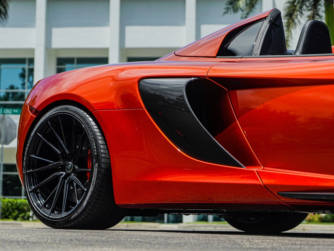 2015 McLaren 650S Spider  Spider - Photo 7 - Bonita Springs, FL 34134