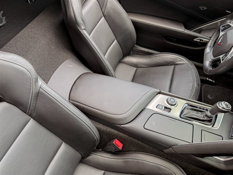 2019 Chevrolet Corvette Stingray - Photo 30 - Bonita Springs, FL 34134