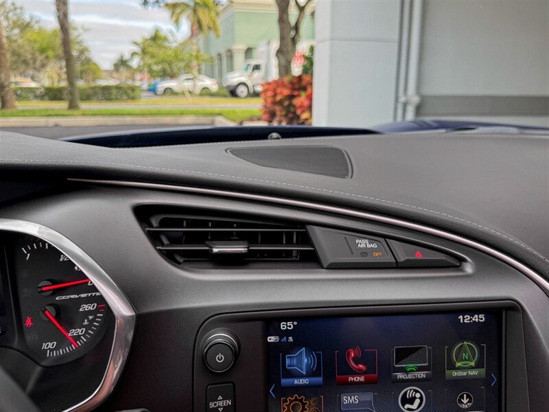 2019 Chevrolet Corvette Stingray - Photo 11 - Bonita Springs, FL 34134