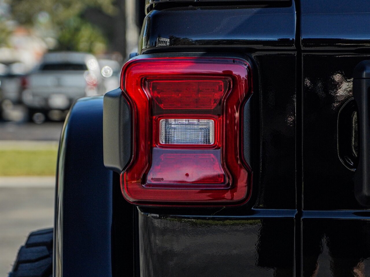 2022 Jeep Wrangler Unlimited Rubicon 392   - Photo 53 - Bonita Springs, FL 34134