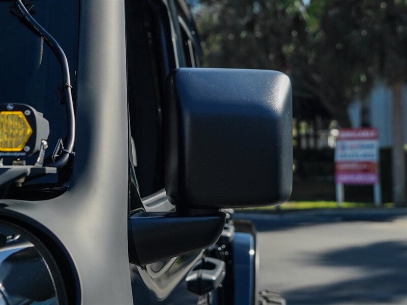 2022 Jeep Wrangler Unlimited Rubicon 392 - Photo 14 - Bonita Springs, FL 34134