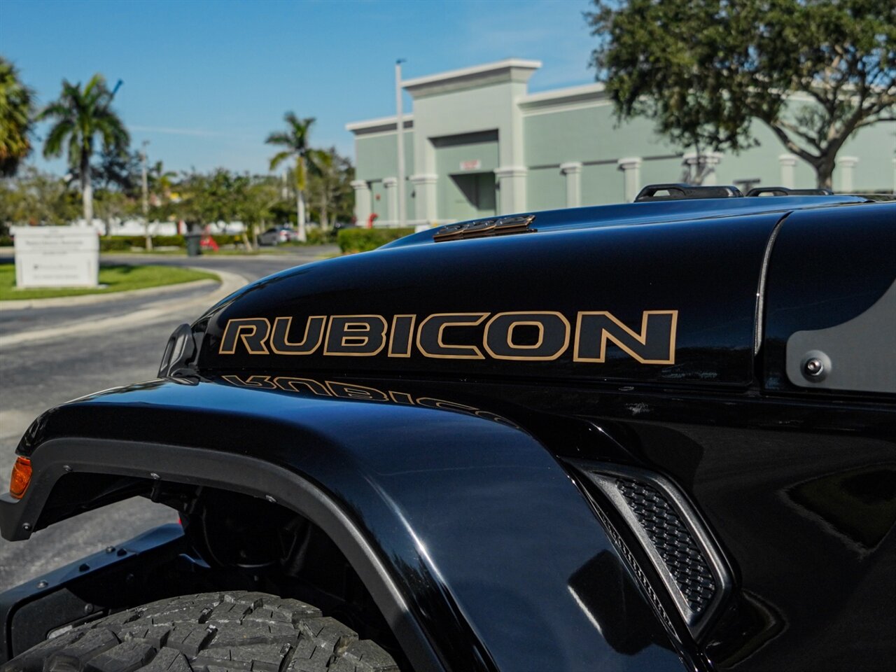 2022 Jeep Wrangler Unlimited Rubicon 392   - Photo 12 - Bonita Springs, FL 34134