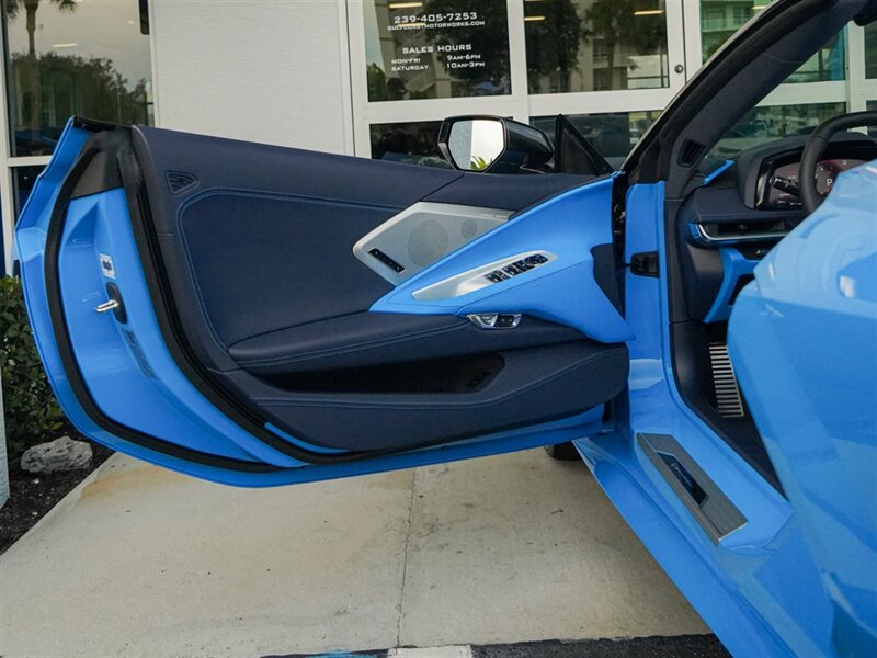 2022 Chevrolet Corvette Stingray 3LT - Photo 25 - Bonita Springs, FL 34134