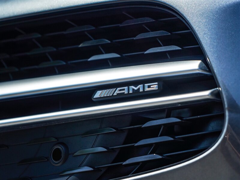 2017 Mercedes-Benz AMG SL 63   - Photo 12 - Bonita Springs, FL 34134