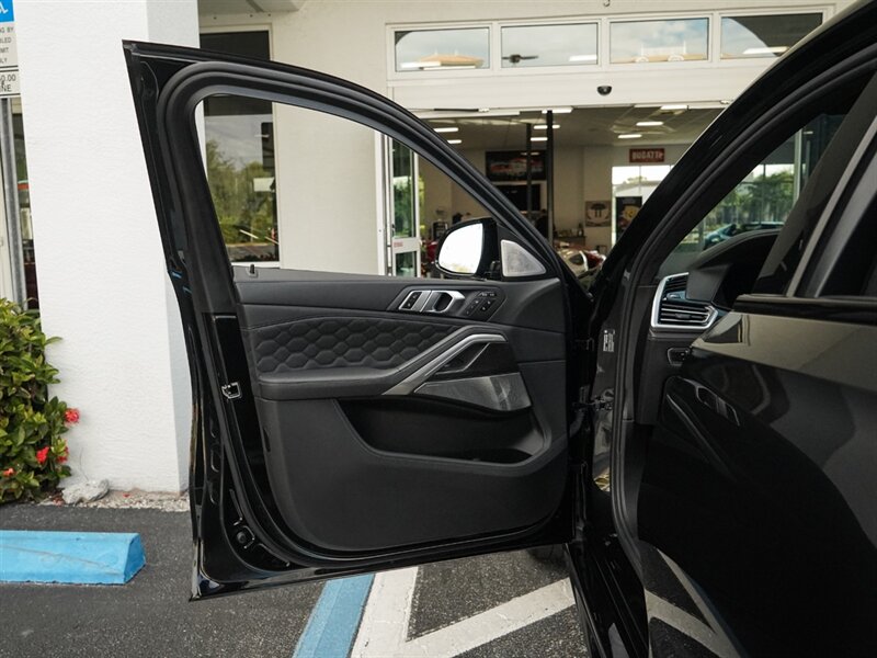 2021 BMW X6 M - Photo 27 - Bonita Springs, FL 34134