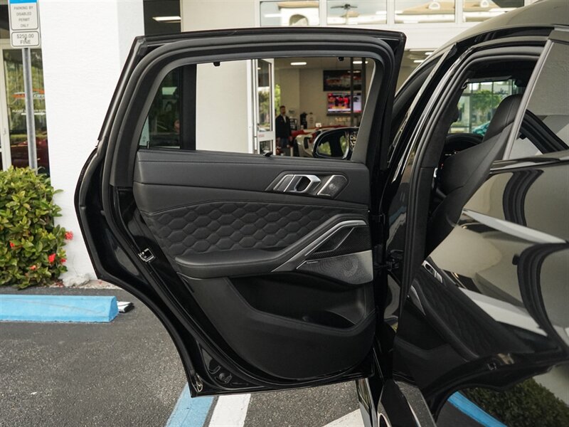 2021 BMW X6 M - Photo 37 - Bonita Springs, FL 34134