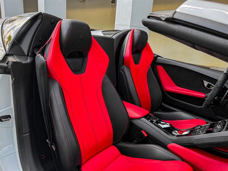 2017 Lamborghini Huracan LP 610-4 Spyder - Photo 34 - Bonita Springs, FL 34134