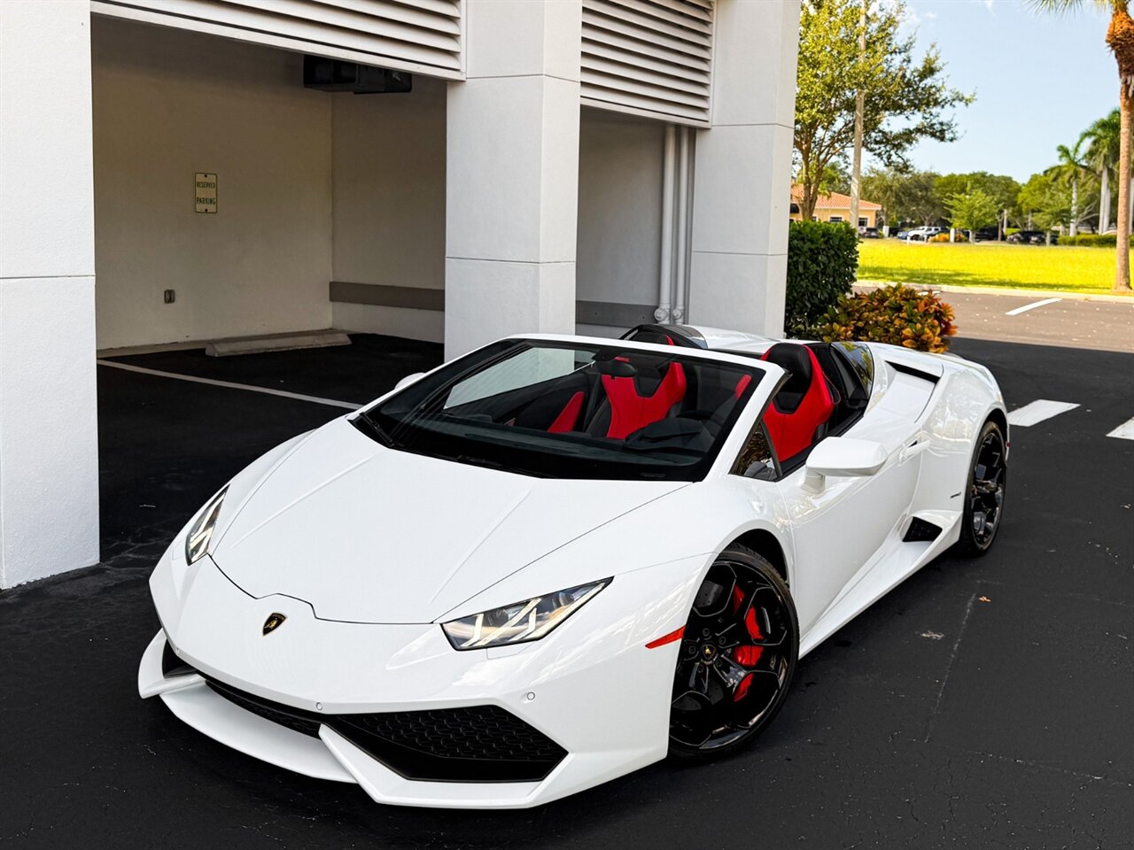 2017 Lamborghini Huracan LP 610-4 Spyder   - Photo 8 - Bonita Springs, FL 34134