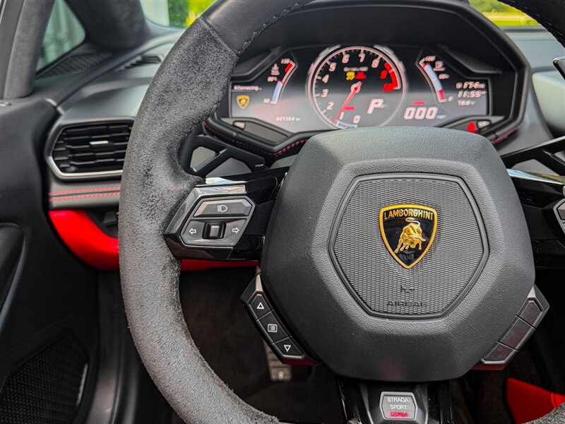 2017 Lamborghini Huracan LP 610-4 Spyder - Photo 31 - Bonita Springs, FL 34134