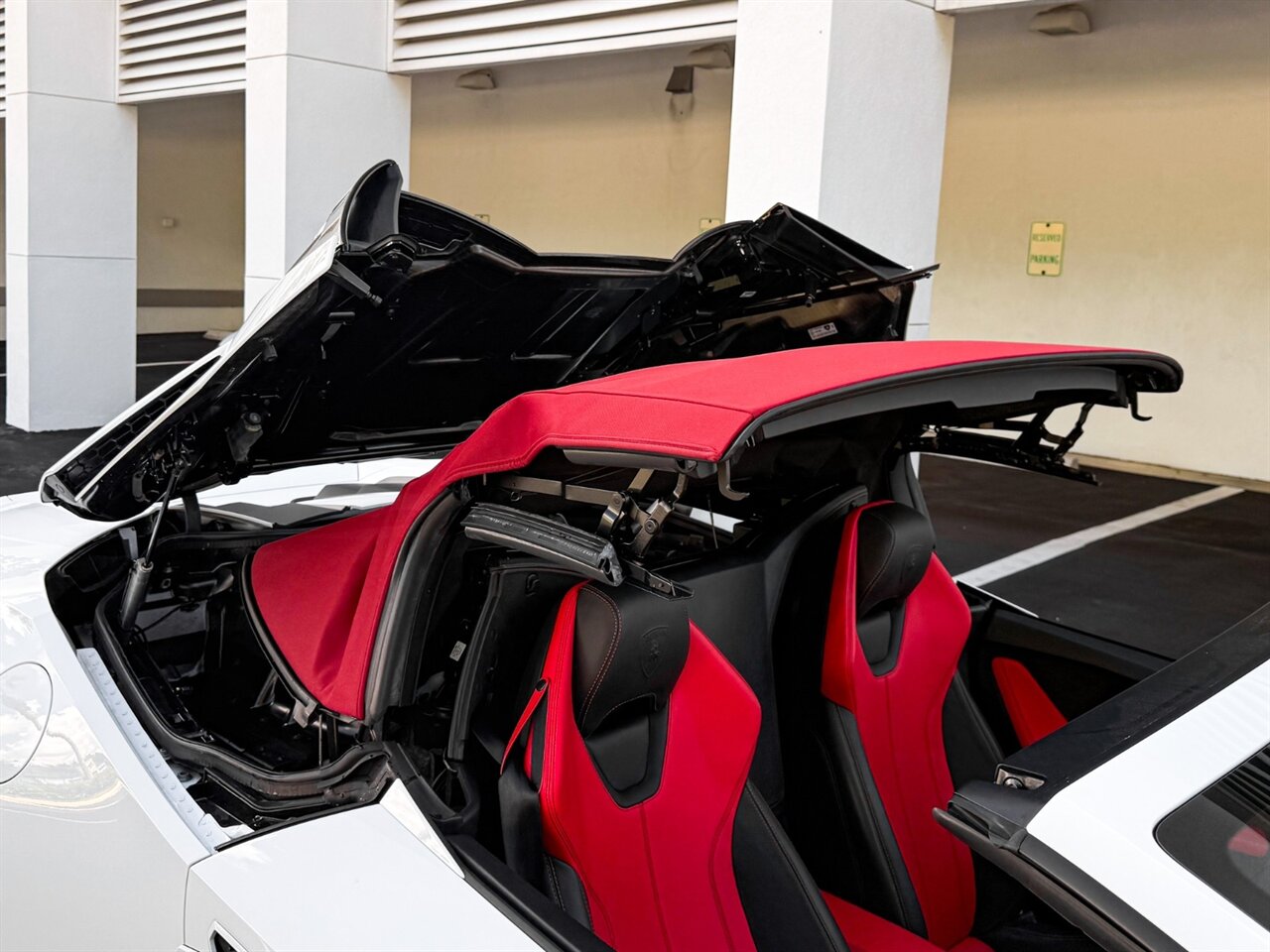 2017 Lamborghini Huracan LP 610-4 Spyder   - Photo 67 - Bonita Springs, FL 34134