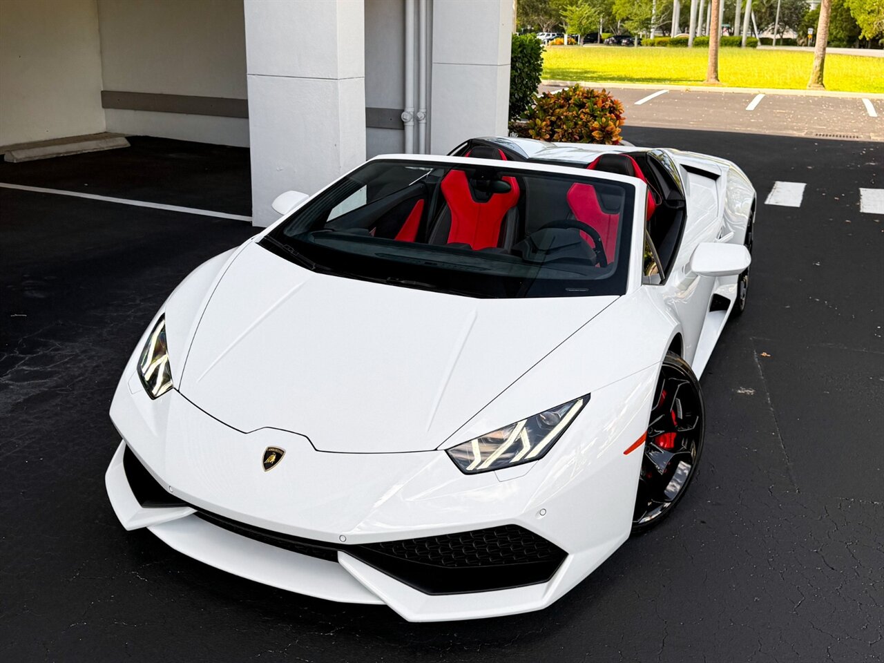 2017 Lamborghini Huracan LP 610-4 Spyder   - Photo 7 - Bonita Springs, FL 34134