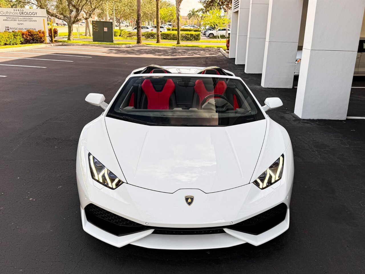 2017 Lamborghini Huracan LP 610-4 Spyder   - Photo 5 - Bonita Springs, FL 34134