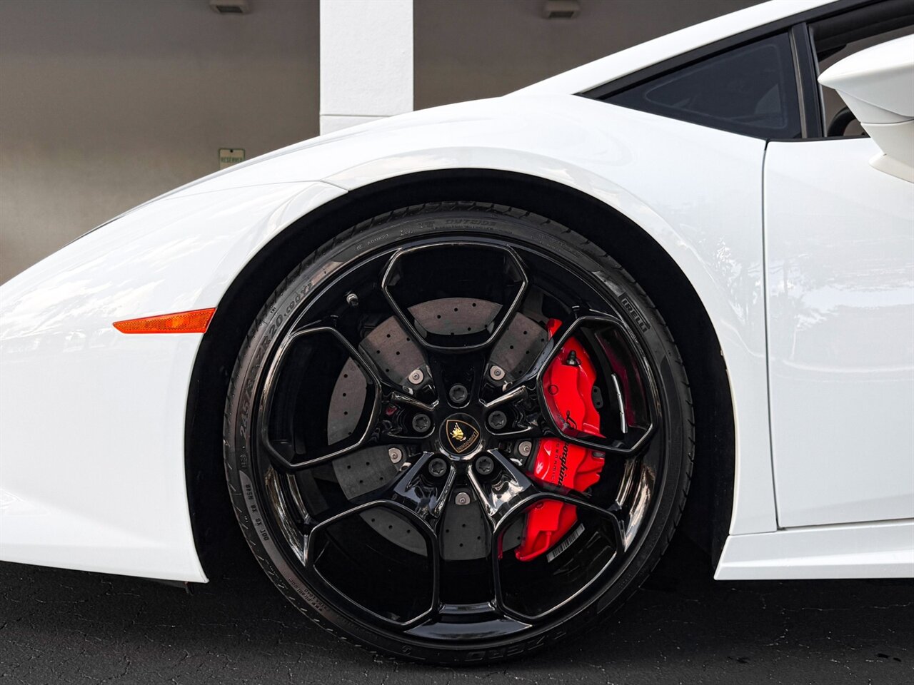 2017 Lamborghini Huracan LP 610-4 Spyder   - Photo 44 - Bonita Springs, FL 34134