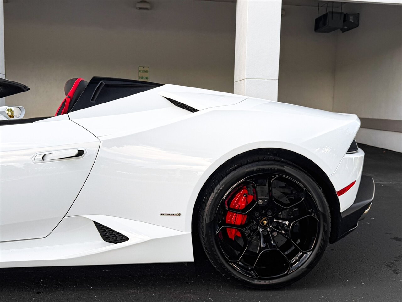 2017 Lamborghini Huracan LP 610-4 Spyder   - Photo 45 - Bonita Springs, FL 34134
