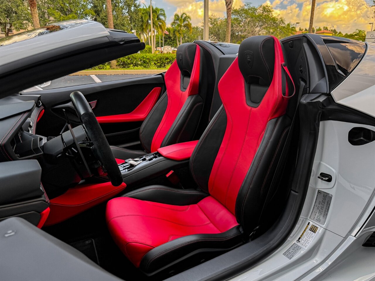 2017 Lamborghini Huracan LP 610-4 Spyder   - Photo 23 - Bonita Springs, FL 34134