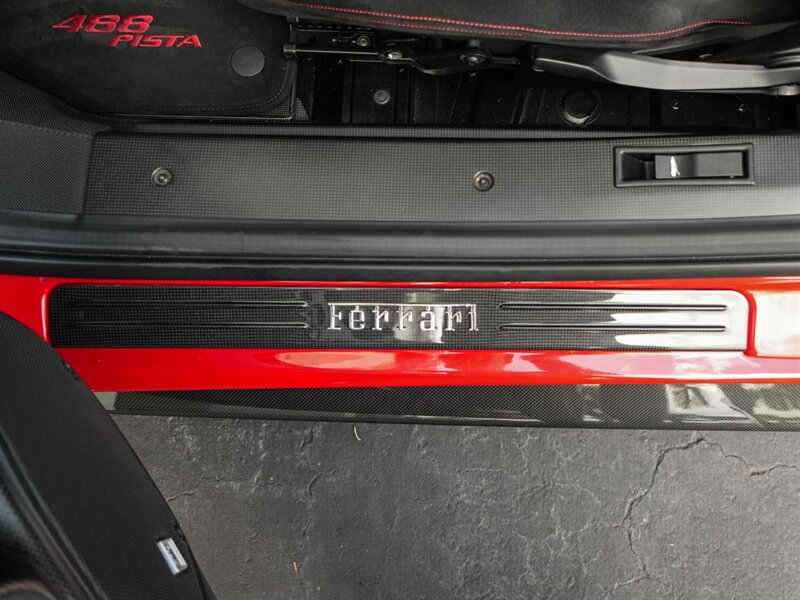 2020 Ferrari 488 Pista - Photo 29 - Bonita Springs, FL 34134