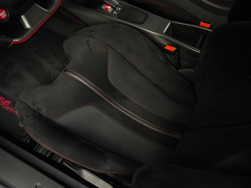 2020 Ferrari 488 Pista - Photo 23 - Bonita Springs, FL 34134