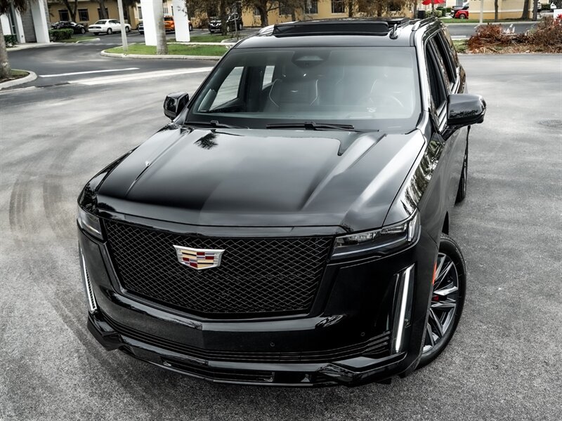 2022 Cadillac Escalade Sport Platinum   - Photo 9 - Bonita Springs, FL 34134