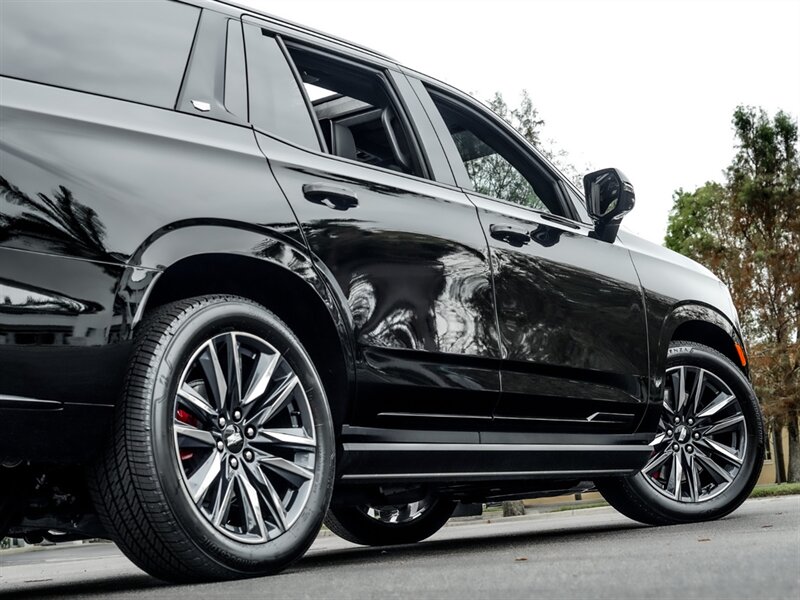 2022 Cadillac Escalade Sport Platinum   - Photo 46 - Bonita Springs, FL 34134