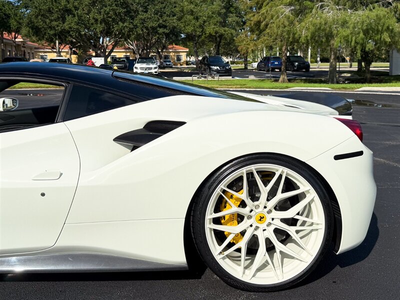 2017 Ferrari 488 GTB - Photo 48 - Bonita Springs, FL 34134